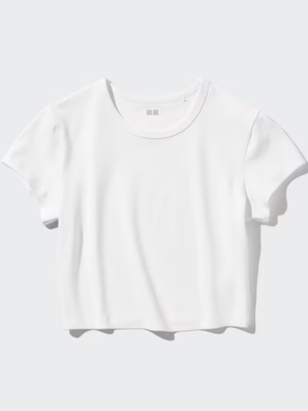 Uniqlo AIRism Cropped T-Shirt White Stretch Fitted Tee